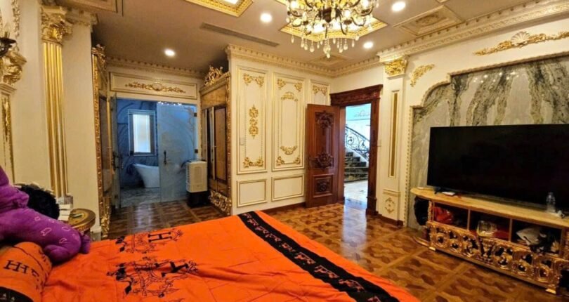 hinh anh phong ngu lon 810x430 - Giá mua bán nhà Biệt thự nguyên căn Khu dân cư Đại Phúc Green Villas Bình Chánh T5/2024