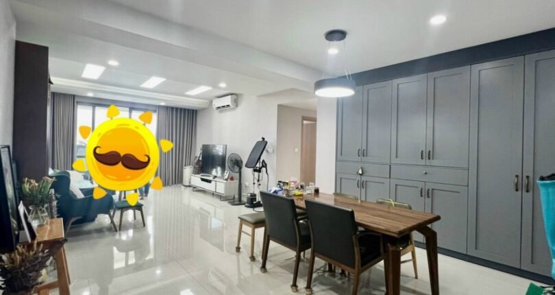 khong gian phong an 5 810x430 - Giá mua bán căn hộ 3 phòng ngủ Block C căn 06 Chung cư Riverpark Premier Quận 7 T5/2024