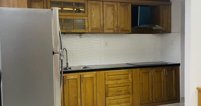 phong bep rong rai 810x430 - Giá cho thuê căn hộ 2 phòng ngủ Block B Chung cư Green Valley Quận 7 T5/2024