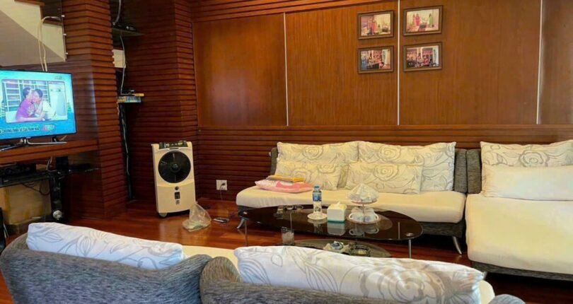 phong khach 5 810x430 - Giá mua bán nhà Biệt thự song lập mặt đường Đặng Đức Thuật khu phố Mỹ Kim 1 Quận 7 T5/2024