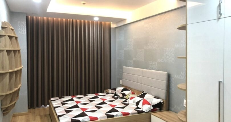 phong ngu 3 810x430 - Giá mua bán căn hộ 3 phòng ngủ block B Chung cư Scenic Valley Tôn Dật Tiên Quận 7 T5/2024