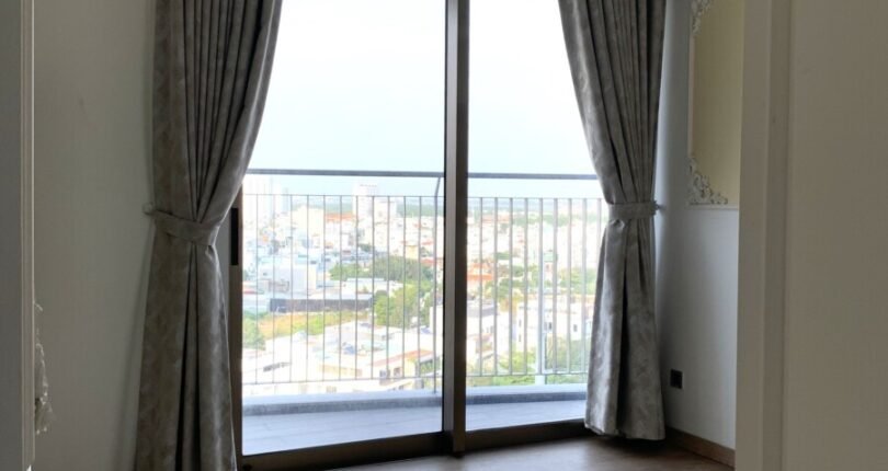 phong ngu can ho ban 7 810x430 - Giá mua bán cặp 2 căn hộ thông nhau block A Chung cư Midtown m8 T5/2024