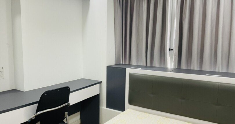phong ngu can ho cho thue 3 810x430 - Cần cho thuê gấp căn hộ 70m2,02pn, chung cư Scenic Valley 1, giá 18tr/tháng, nội thất đầy đủ.