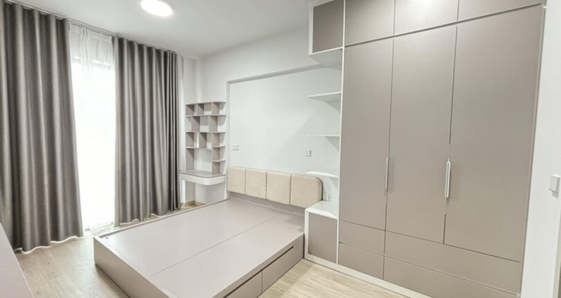 phong ngu master 4 810x430 - Giá cho thuê căn hộ 2 phòng ngủ căn 08 Block B Chung cư Cardinal Court Quận 7 T5/2024