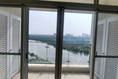 view-ban-cong-phong-khach