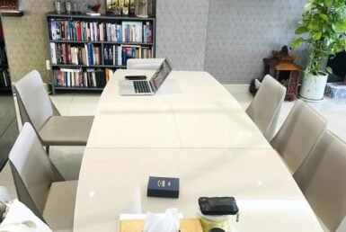 ban-an-6-ghe-nhap-khau