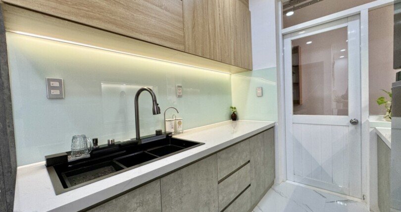 ban can ho sky garden 3 5 1 810x430 - Bán căn hộ Sky Garden 3. DT 68m2 Nhà mới 99%. Nội thất đầy đủ- Lầu Trung- Giá bán 4.050 Tỷ