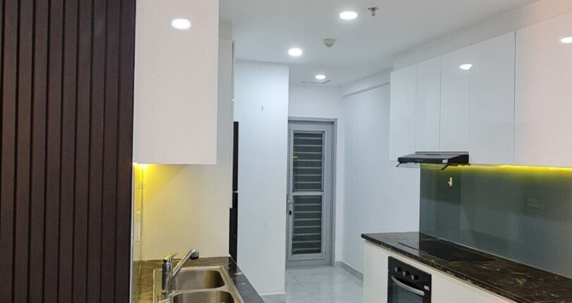 bep can ho ban 13 810x430 - Cho thuê gấp căn hộ chung cư Scenic Valley 1, 03pn, giá 26tr/tháng, nhà đang trống xem nhà dễ.