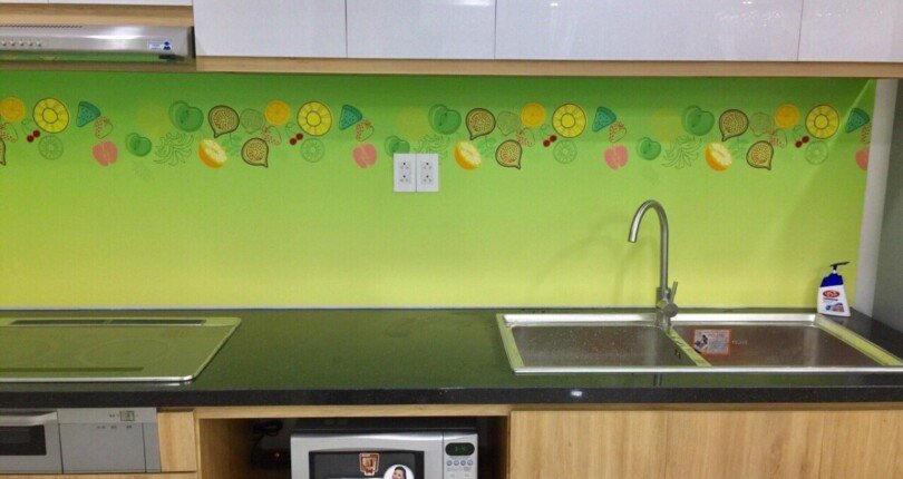 bep can ho ban 15 810x430 - Bán căn hộ 89m2, 02pn, chung cư Scenic Valley , tầng trung, giá 5 tỷ, đầy đủ nội thất.