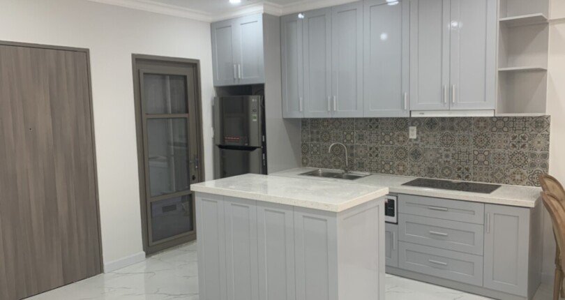 bep can ho ban 2 810x430 - Bán căn hộ chung cư Saigon South , 104m2, 03pn, giá 5.8 tỷ , nhà đẹp, xem nhà dễ.