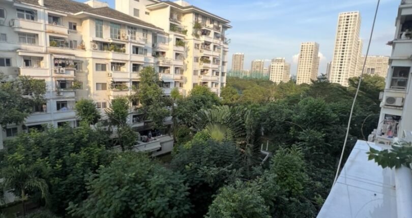 can ho truc dien cong vien noi khu 810x430 - Giá mua bán căn hộ 2 phòng ngủ Chung cư Hưng Vượng 2 Quận 7 T6/2024