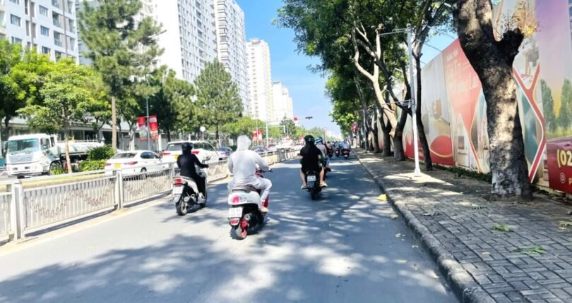 duong nguyen luong bang quan 7 810x430 - Giá cho thuê shophouse số 226 đường Nguyễn Lương Bằng KDC Hưng Phúc Premier Quận 7 T6/2024