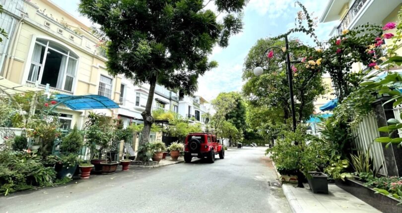 duong noi khu my giang 2a 810x430 - Giá mua bán nhà Biệt thự nguyên căn số 25 đường Nội Khu Mỹ Giang 2a Quận 7 T7/2024