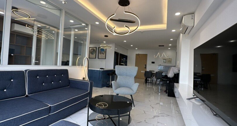 hinh anh phong khach can ho can ban 1 810x430 - Bán căn hộ chung cư Scenic Valley 2, diện tích 100m2, 03pn, giá 6.1 tỷ, đầy đủ nội thất, nhà có hdt ổn định.