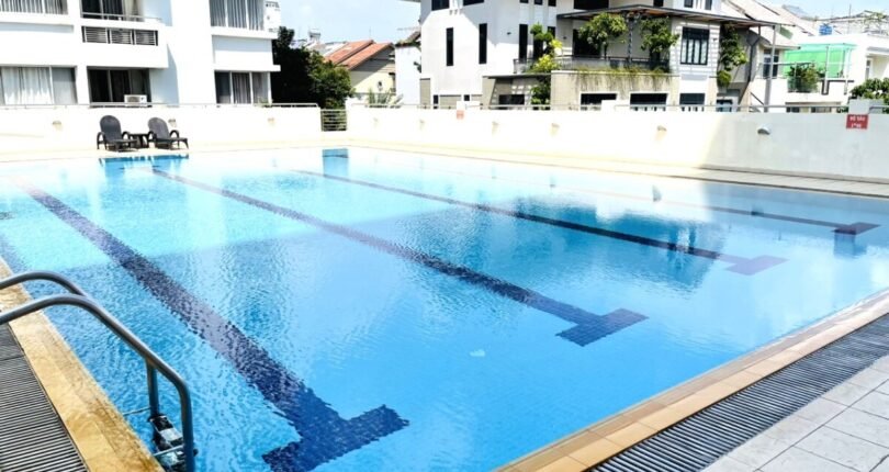 ho boi noi khu my khang 810x430 - Giá mua bán căn hộ 3 phòng ngủ Block A Chung cư Mỹ Khang Quận 7 T6/2024