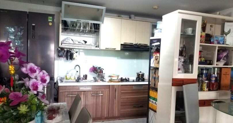 khong gian bep 4 810x430 - Giá mua bán căn hộ 3 phòng ngủ Block A Chung cư Happy Valley Quận 7 T6/2024