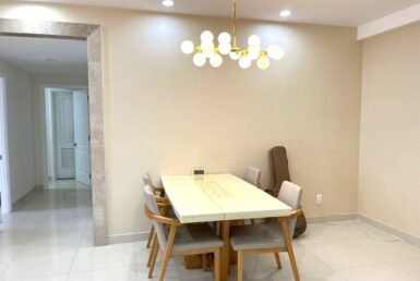 khong-gian-phong-an-rong-rai