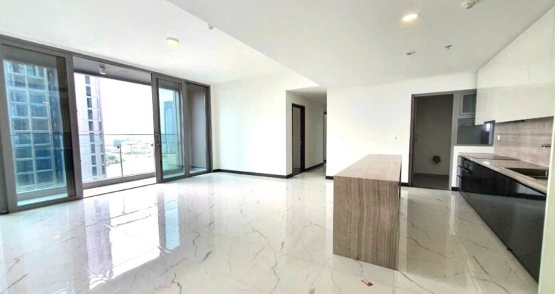 khong gian phong khach va bep 1 810x430 - Giá mua bán căn hộ 3 phòng ngủ Chung cư Empire City Thủ Thiêm T6/2024