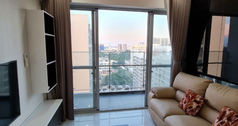 phong khach can ho ban 28 810x430 - Bán căn hộ chung cư Scenic Valley 1, 101m, giá 6.7 tỷ , đầy đủ nội thất , xem nhà dễ.