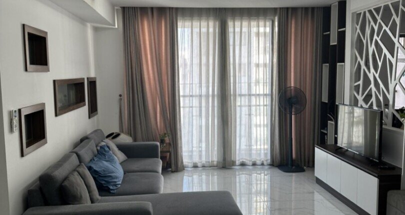 phong khach can ho cho thue 14 810x430 - Cho thuê căn hộ Green Valley , 02pn, giá 1000usd/tháng, nội thất đầy đủ, xem nhà dễ.