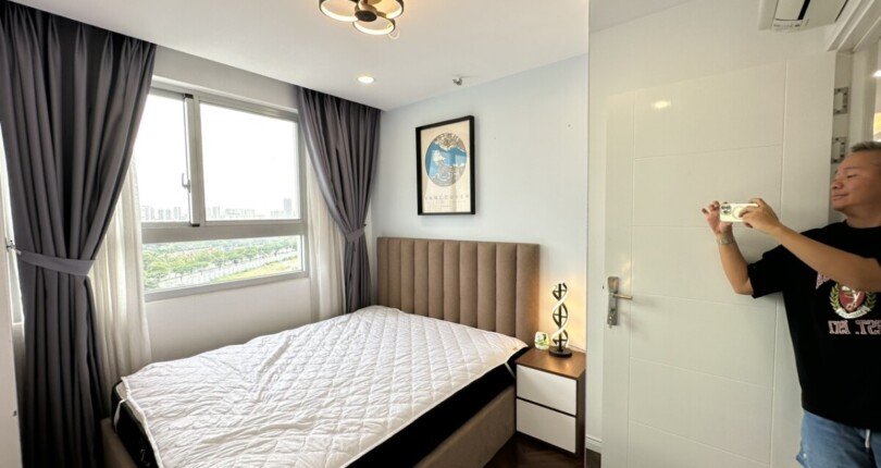 phong masster can ho ban 810x430 - Bán căn hộ chung cư Scenic Valley 2, diện tích 100m2, 03pn, giá 6.1 tỷ, đầy đủ nội thất, nhà có hdt ổn định.