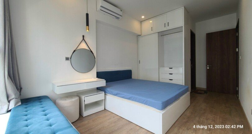 phong ngu can ho ban 22 810x430 - Cần bán căn hộ chung cư Midtown The Signature, 81m2, 02PN, giá 6.5 tỷ, đầy đủ nội thất.