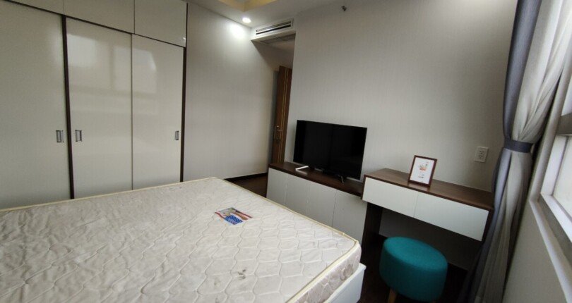 phong ngu chinh can ho cho thue 810x430 - Cho thuê căn hộ chung cư Scenic Valley 2, 02pn, căn góc, giá 20tr/tháng, nội thất đầy đủ, xem nhà dễ.