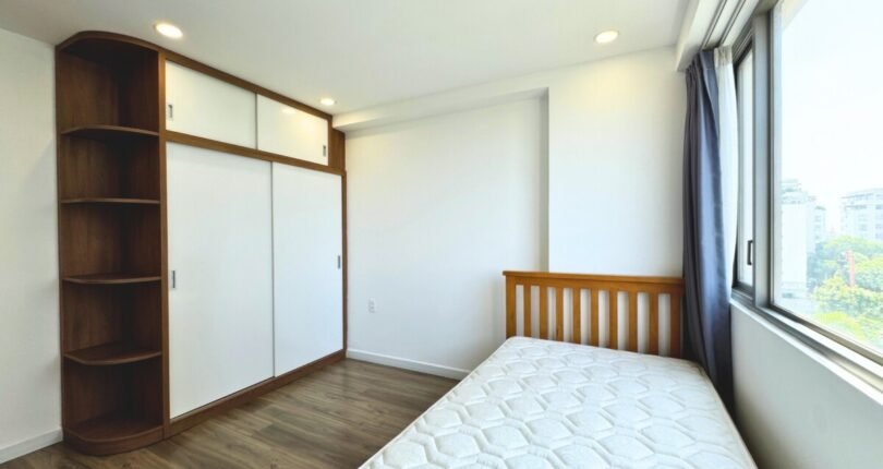 phong ngu day du thiet bi noi that 810x430 - Giá mua bán căn hộ 3 phòng ngủ số 03 Block B Chung cư Hưng Phúc Happy Residence Quận 7 T6/2024