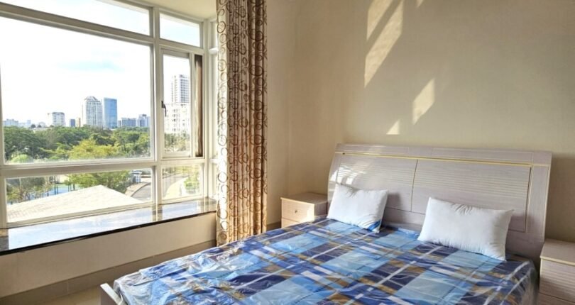 phong ngu nho co cua so nhin song 810x430 - Duy nhất căn hộ 4 phòng ngủ cần bán tại block A Chung cư Riverside Residence Quận 7 T6/2024