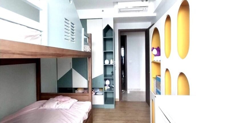 phong ngu nho co giuong tang 810x430 - Giá mua bán căn hộ 3 phòng ngủ số 03 Block C Chung cư The Peak M8 Quận 7 T6/2024