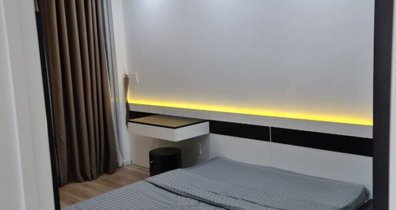 phong ngu phu can ho ban 810x430 - Bán căn hộ chung cư Scenic Valley 1, 101m, giá 6.7 tỷ , đầy đủ nội thất , xem nhà dễ.