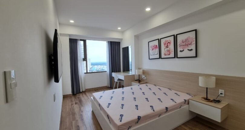 phong ngu trong can ho cho thue 1 810x430 - Giá cho thuê căn hộ 3 phòng ngủ Block G Chung cư Saigon South Nhà Bè T6/2024