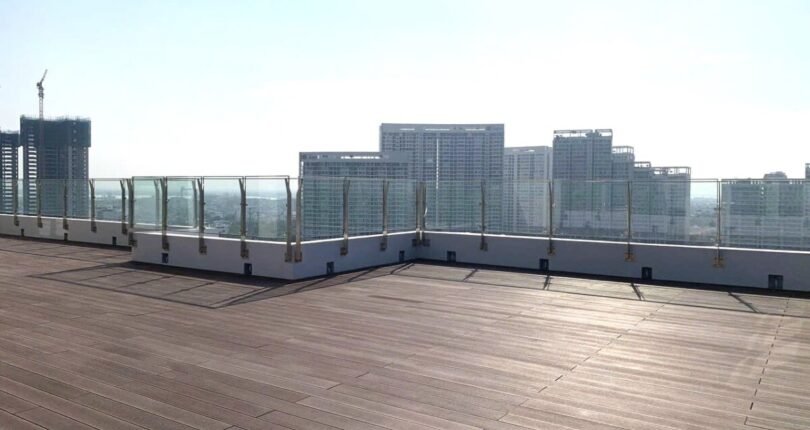 san vuon nha penthouse ban 810x430 - Giá mua bán Penthouse Cardinal Court Phú Mỹ Hưng Quận 7 T6/2024