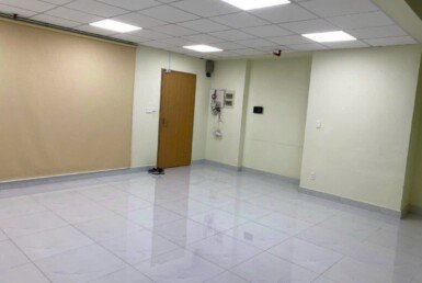 tang-tret-shop-can-ban