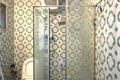 toilet-can-ho-ban