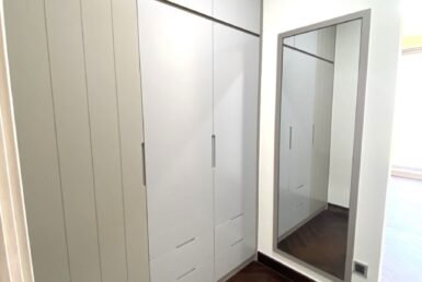 tu-quan-ao-trong-phong-ngu