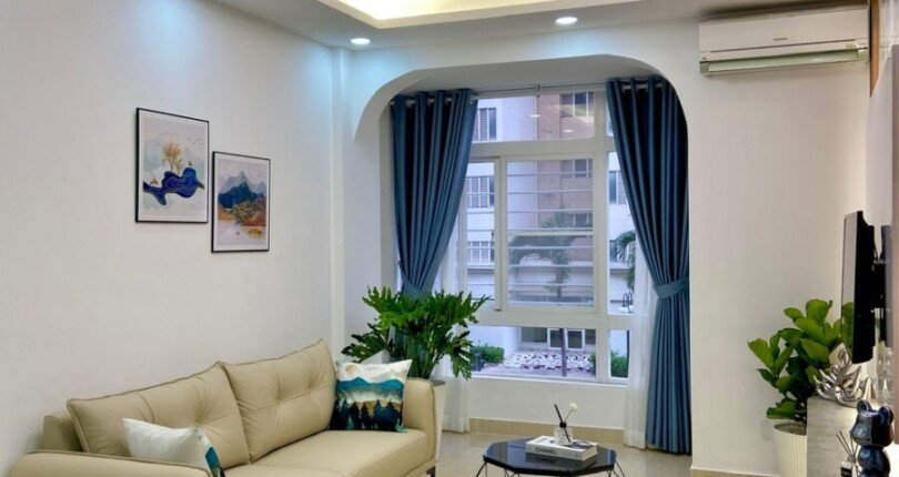 ban can ho sky garden 3 1 8 810x430 - Cho thuê căn hộ đẹp tại Sky garden 3. DT 70m2 Đầy đủ nội thất mới- 2 PN-2 Toilet- Giá thuê 19 Triệu/Tháng