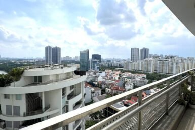 ban-cong-hanh-lang-can-ho-ban