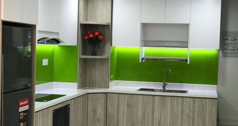 bep can ho ban 4 810x430 - Bán căn hộ chung cư Saigon South, 72m2, 4.3 tỷ, đầy đủ nội thất, tặng kèm 01 ô đậu xe ô tô.