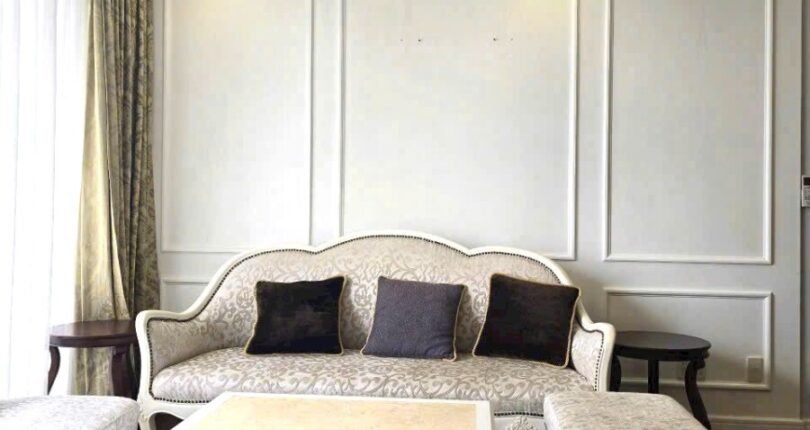 can canh sofa phong khach can ho ban 810x430 - Giá mua bán căn hộ 3 phòng ngủ Block C Chung cư Riverpark Residence Quận 7