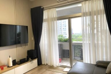 can-canh-trang-thiet-bi-noi-that-phong-khach