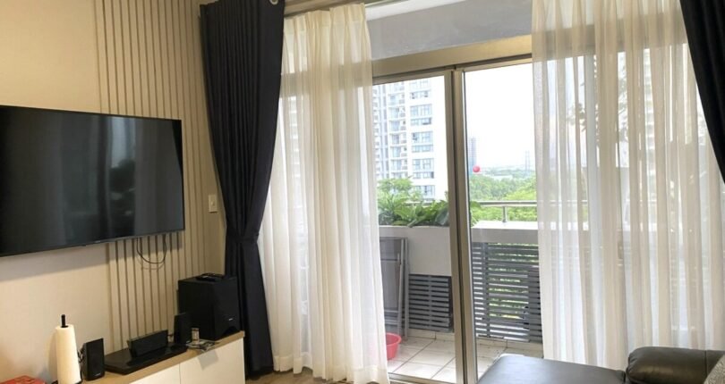 can canh trang thiet bi noi that phong khach 810x430 - Giá mua bán căn hộ 3 phòng ngủ số 01 Block B Chung cư Park View Quận 7 T7/2024