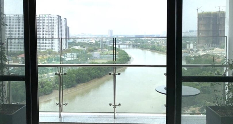 can ho truc dien song 810x430 - Bán gấp căn hộ 3 phòng ngủ số 04 Block C lầu cao, view sông, Chung cư Riverpark Premier Quận 7