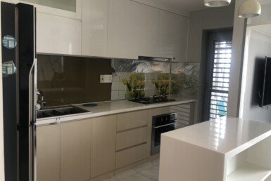 fb7100f293103f4e660118