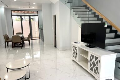 hinh anh cho thue nha biet thu nguyen can kdc lavila nha be t8 2024 385x258 - Giá cho thuê nhà Biệt thự nguyên căn mặt Đường số 21 Khu dân cư Lavila Nhà Bè T8/2024