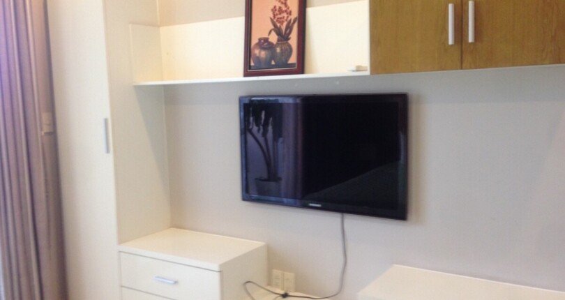 hinh anh phong khach can ho can cho thue 810x430 - Cho thuê căn hộ Riverpar Residences, 03PN , giá 1.600usd/tháng, đầy đủ nội thất, xem nhà dễ.