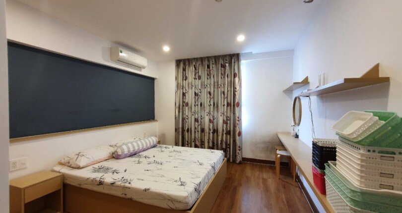 hinh anh phong ngu can ho can ban 8 810x430 - Bán căn hộ 80m2, chung cư Scenic Valley 2, nội thất đầy đủ, giá 5.150 tỷ, nhà đang trống , xem nhà dễ.