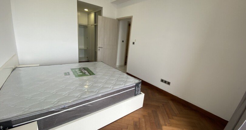 hinh anh phong ngu can ho can ban 9 810x430 - Bán căn hộ chung cư Midtown The Grande, 02pn,89m2 giá 6.7 tỷ, đầy đủ nội thất, view Biệt Thự.