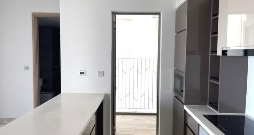 khong gian bep 810x430 - Giá mua bán cặp căn hộ thông nhau Chung cư Horizon Phú Mỹ Hưng Quận 7 T7/2024