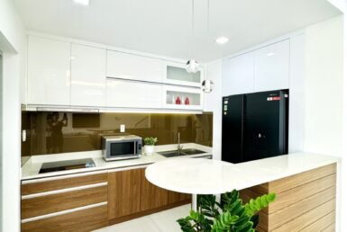 khong-gian-bep-rong-rai